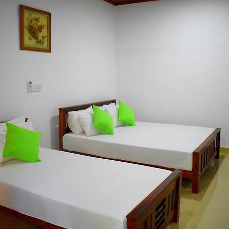 Leonine Villa Yala Tissamaharama Bagian luar foto