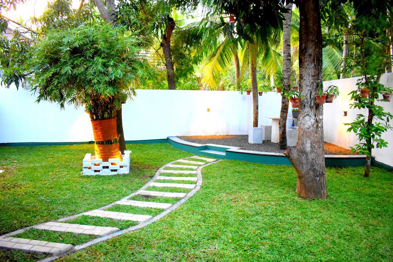 Leonine Villa Yala Tissamaharama Bagian luar foto