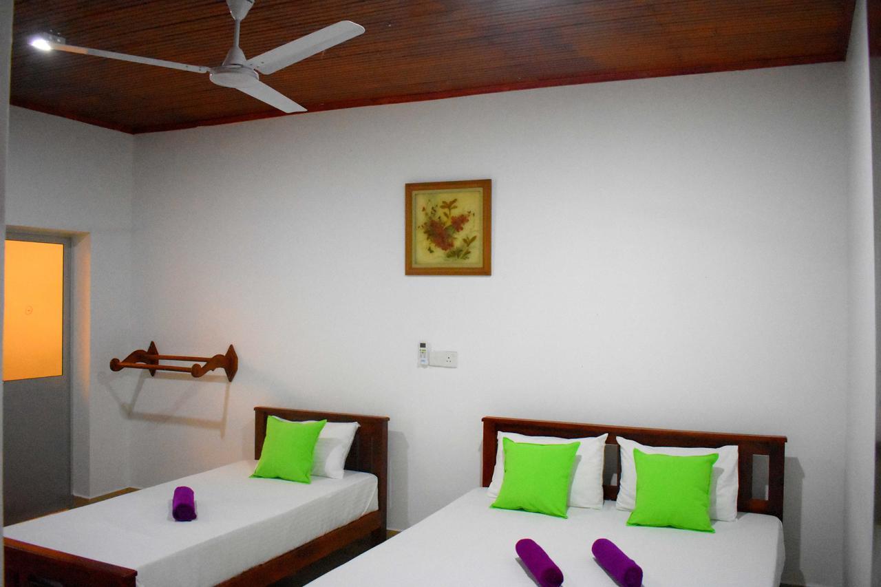 Leonine Villa Yala Tissamaharama Bagian luar foto